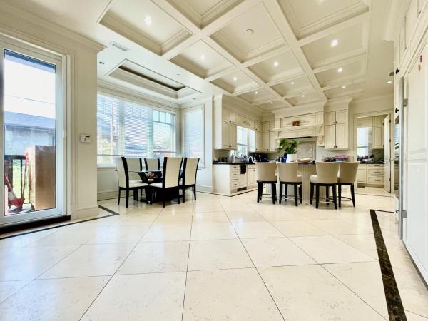 Vancouver Luxury Guest House : photo 10 de la chambre chambre double deluxe avec lit d'appoint