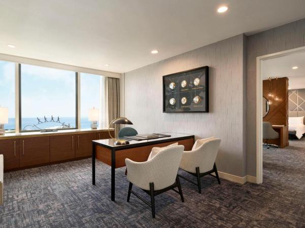 Swissotel Chicago : photo 4 de la chambre suite présidentielle avec vue