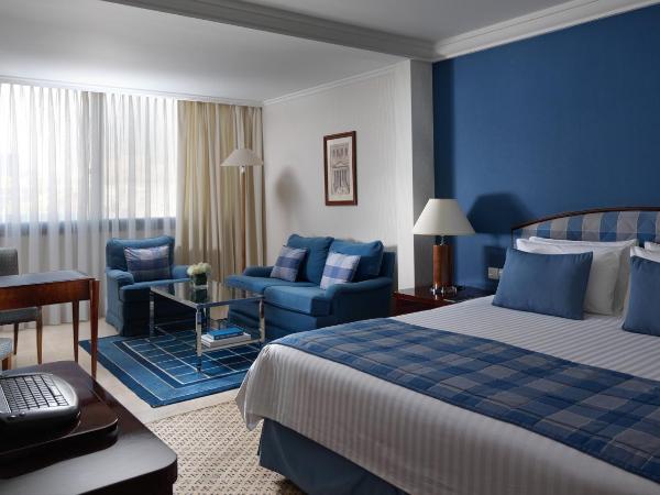 Athenaeum Intercontinental, an IHG Hotel : photo 2 de la chambre chambre lit king-size classique avec accès au club - vue sur acropole 