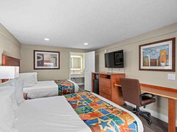 Travelodge by Wyndham Kissimmee Orlando : photo 2 de la chambre chambre double avec 2 lits doubles - non-fumeurs