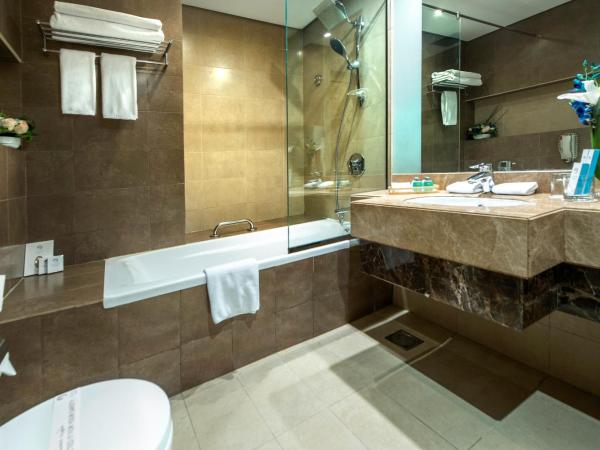 Marina Byblos Hotel : photo 5 de la chambre deluxe double room marina view - includes 20% off in captain’s table & nell gwynne