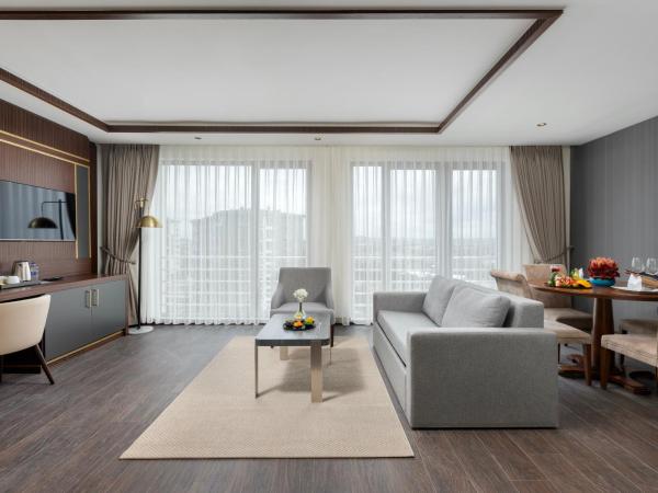 Miracle Istanbul Asia Airport Hotel & Spa : photo 2 de la chambre suite premium