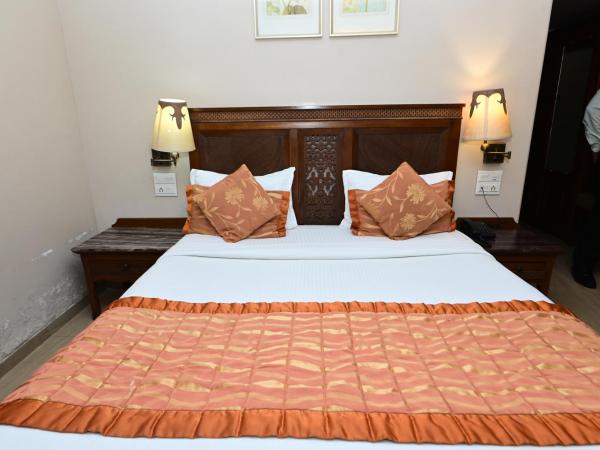 Hotel Sai Inn : photo 7 de la chambre chambre double supérieure