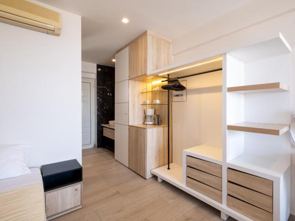 Dimitrios Village Beach Resort : photo 2 de la chambre suite junior