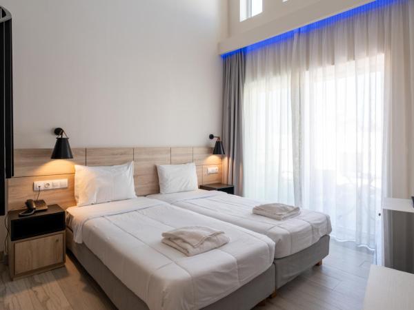 Dimitrios Village Beach Resort : photo 2 de la chambre maisonnette