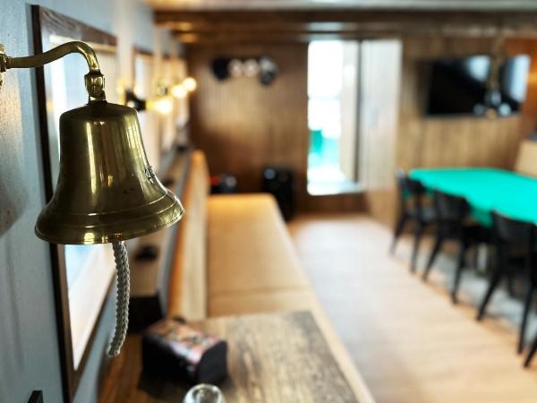 Houseboat Crescendo, a Floating Experience : photo 8 de la chambre mobile home