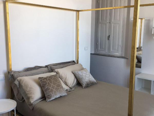 Villa La Torretta Luxury B&B - Adults Only - : photo 5 de la chambre chambre double deluxe avec balcon - vue sur mer