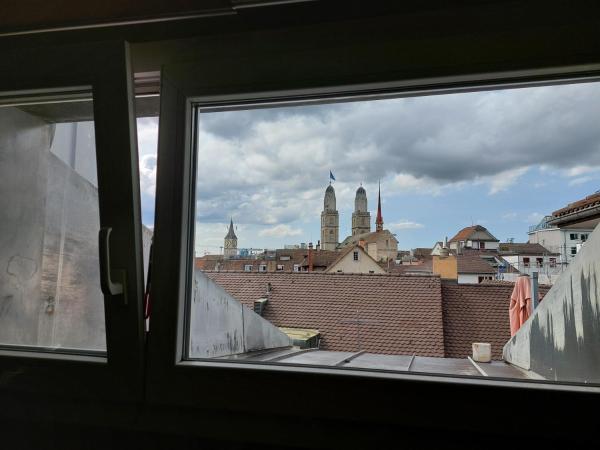 Oldtown Hostel Otter : photo 2 de la chambre lit dans dortoir mixte de 6 lits