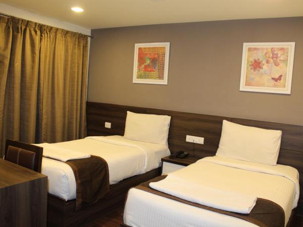 Hotel Royal Inn - Electronic City : photo 2 de la chambre chambre double ou lits jumeaux supérieure