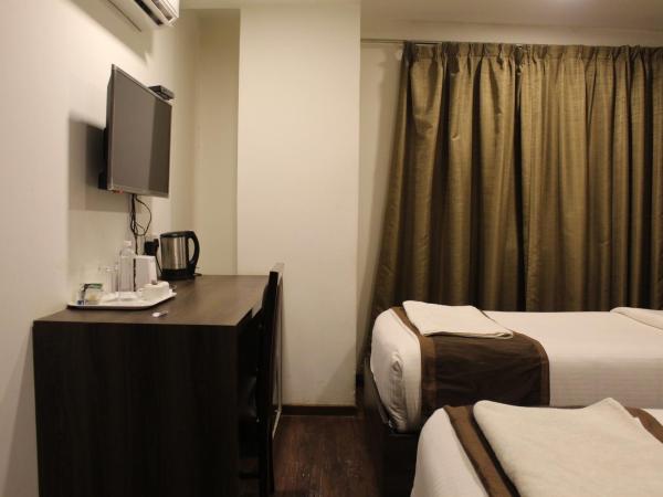 Hotel Royal Inn - Electronic City : photo 4 de la chambre chambre double ou lits jumeaux supérieure