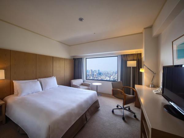 ANA Crowne Plaza Kobe, an IHG Hotel : photo 1 de la chambre standard queen room with city view - lounge access