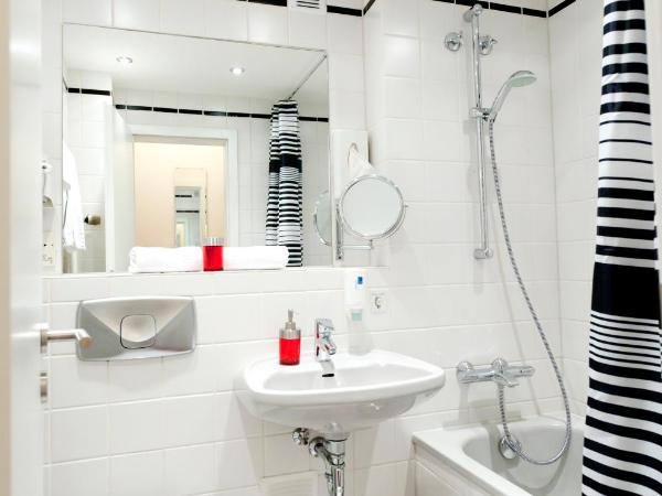 Hotel Esplanade : photo 5 de la chambre chambre simple