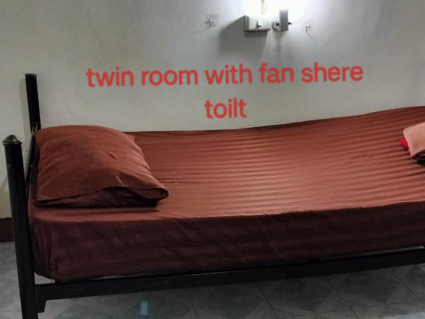 Canaan guesthouse : photo 4 de la chambre chambre simple avec toilettes et douche communes