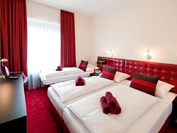 Hotel Esplanade : photo 1 de la chambre chambre triple