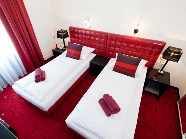 Hotel Esplanade : photo 3 de la chambre chambre lits jumeaux