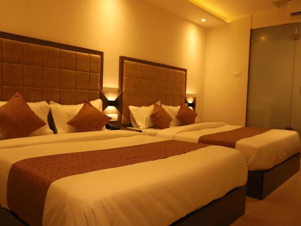 Hotel Sai Pritam : photo 5 de la chambre chambre quadruple avec salle de bains privative