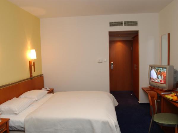 Hotel Veritas : photo 8 de la chambre chambre double ou lits jumeaux