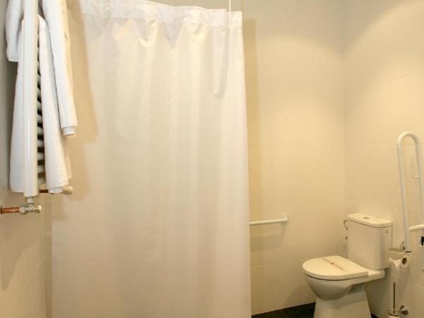 Hostal San Ignacio Centro : photo 7 de la chambre chambre double ou lits jumeaux - vue sur cathédrale