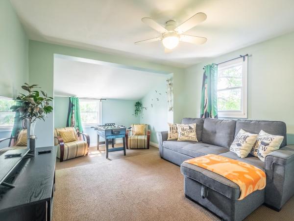 Cozy 5 Bedroom House in Downtown Toronto by GLOBALSTAY : photo 9 de la chambre maison 5 chambres