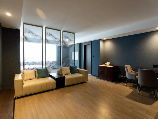 Dijing Hotel Shanghai : photo 3 de la chambre elegant steam suite