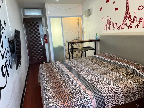 Fong Che Ho Hau Summer House : photo 3 de la chambre chambre lit queen-size - vue sur mer