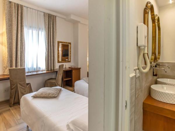 Hotel Machiavelli Palace : photo 8 de la chambre chambre quadruple