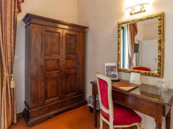 Hotel Machiavelli Palace : photo 6 de la chambre chambre double ou lits jumeaux avec vue