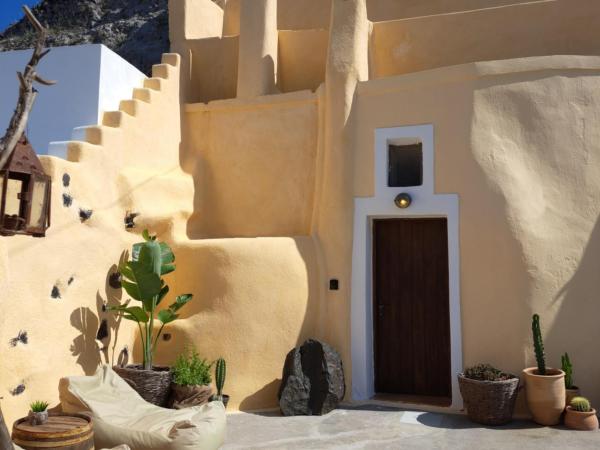 Caval I : photo 1 de la chambre chambre triple avec terrasse