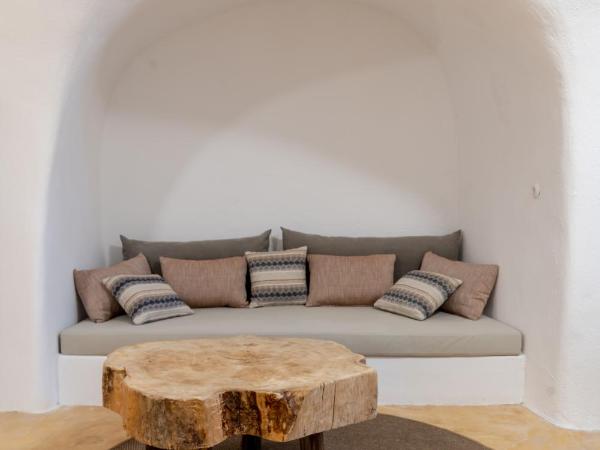 Caval I : photo 7 de la chambre chambre triple avec terrasse