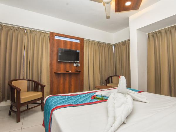 Suraksha Stay Whitefield Hotel : photo 3 de la chambre chambre double deluxe avec vue sur château