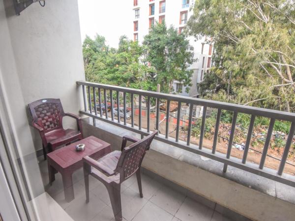 Suraksha Stay Whitefield Hotel : photo 6 de la chambre chambre lit king-size supérieure