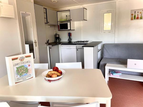 Les Chalets du Périgord : photo 5 de la chambre chalet supérieur