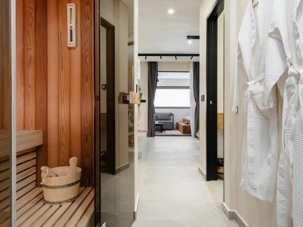 Legato Spa Suites : photo 8 de la chambre honeymoon well-being spa suite with balcony