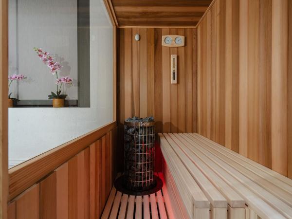 Legato Spa Suites : photo 7 de la chambre two bedroom well-being spa suite with balcony