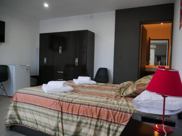 Habitación Privada en Edificio de Departamentos : photo 9 de la chambre chambre double avec salle de bains privative