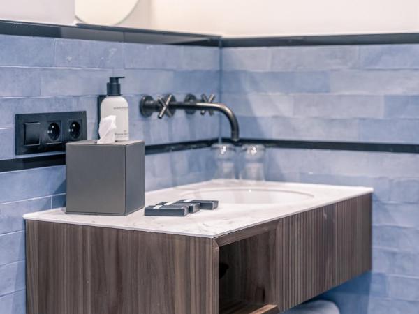 Hotel Du Parc : photo 6 de la chambre chambre classique - vue sur cour