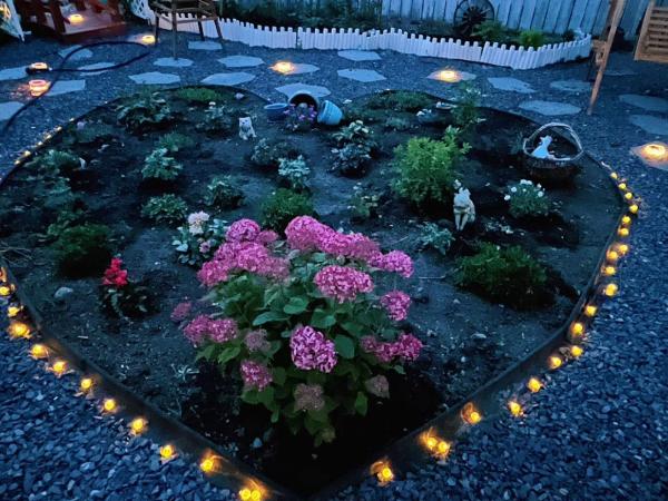 Calgary Elegant Best Garden Suite Close LRT&UC& Free Parking : photo 10 de la chambre chambre double avec salle de bains privative