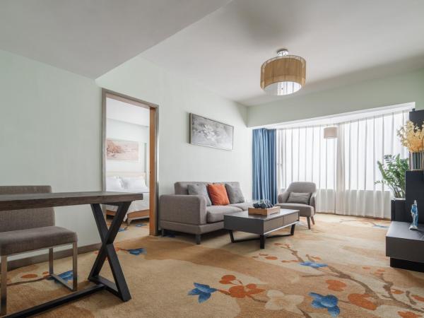 Shanshui Trends Hotel - Huaqiangbei : photo 1 de la chambre suite affaires