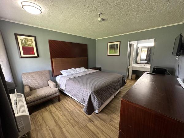 Studio Suites : photo 4 de la chambre suite lit king-size