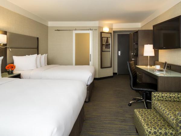 Saskatoon Inn & Conference Centre : photo 2 de la chambre chambre standard avec 2 lits queen-size