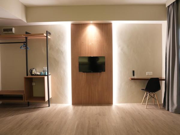 Roxy Hotel Aiman : photo 4 de la chambre chambre lits jumeaux supérieure