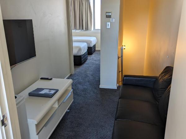 Mawson Lakes Hotel : photo 6 de la chambre studio 2 chambres - hors-site et accès escaliers uniquement