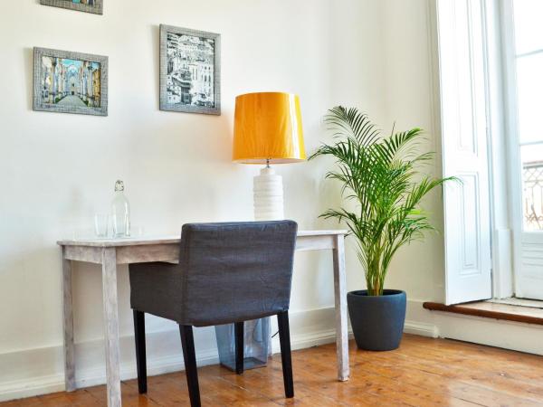 Feeling Chiado 15 : photo 5 de la chambre chambre double deluxe avec balcon