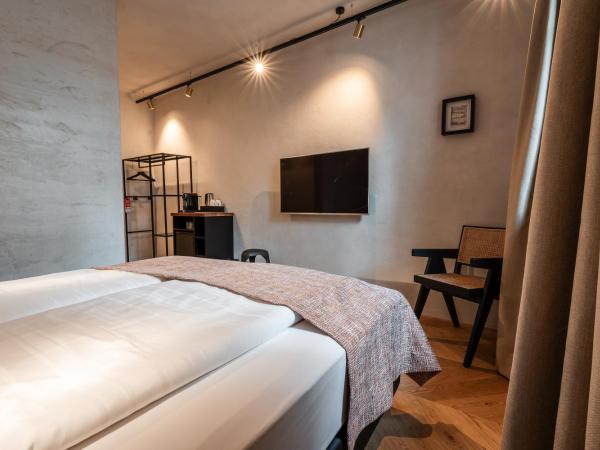 H5 Grauer Bär Studios & More : photo 4 de la chambre chambre double