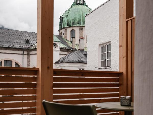 H5 Grauer Bär Studios & More : photo 5 de la chambre studio avec balcon