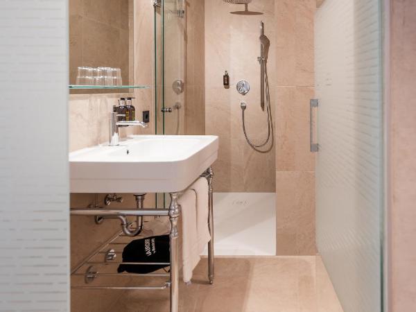 H5 Grauer Bär Studios & More : photo 3 de la chambre studio avec balcon