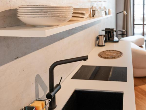 H5 Grauer Bär Studios & More : photo 3 de la chambre studio avec balcon