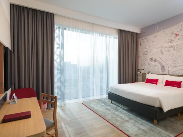 IntercityHotel Muscat : photo 2 de la chambre suite deluxe