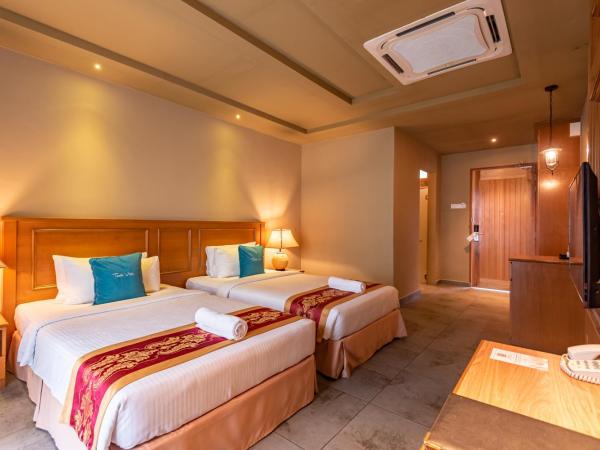 Tasik Villa International Resort : photo 4 de la chambre water chalet deluxe