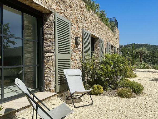 Le Mas Saint Michel Grimaud : photo 8 de la chambre chambre double avec salle de bains privative